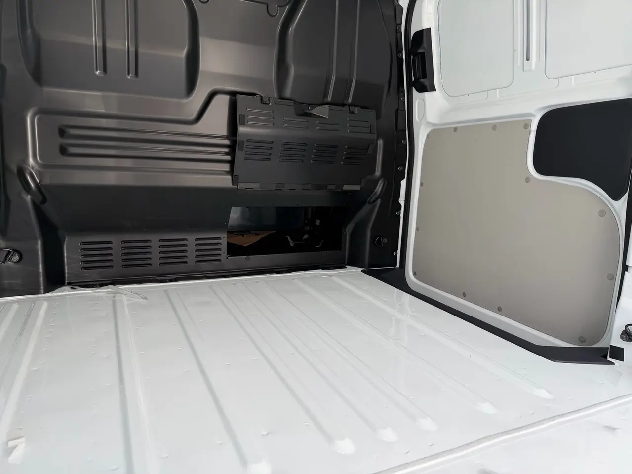 Billede 10 - VW e-Transporter 64 Comfort Kassevogn SWB