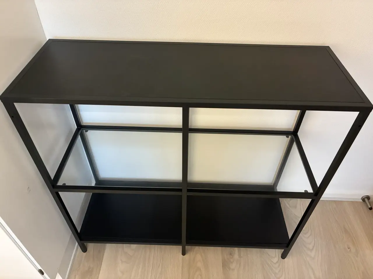 Billede 2 - Meget fin reol