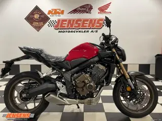 Honda CB 650 R E-Clutch