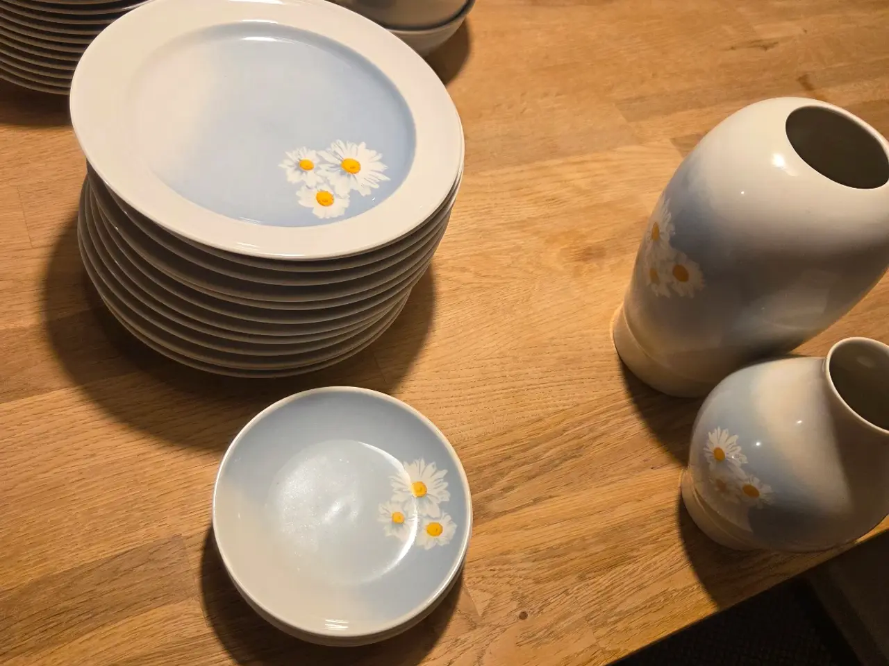 Billede 1 - Margueritte stel sælges meget billigt
