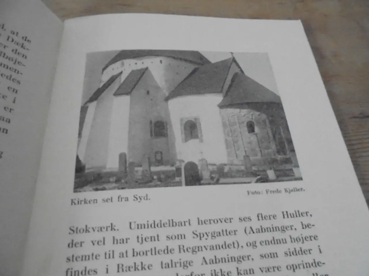 Billede 5 - Østerlars Kirke – udgivelse fra 1938