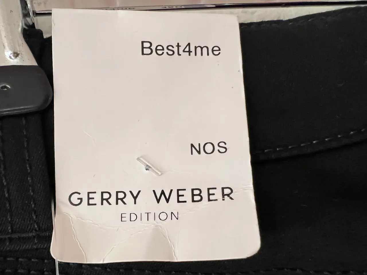 Billede 2 - NYE og Ubrugte Sorte Jeans fra Gerry Weber (Str. 3