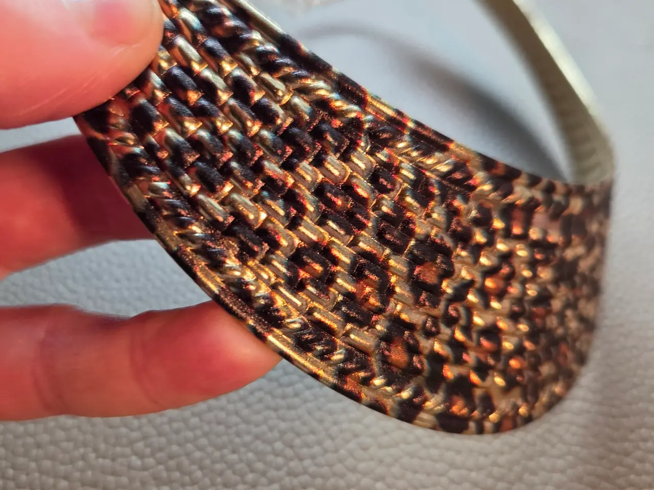 Billede 5 - Halssmykke med leopard print 