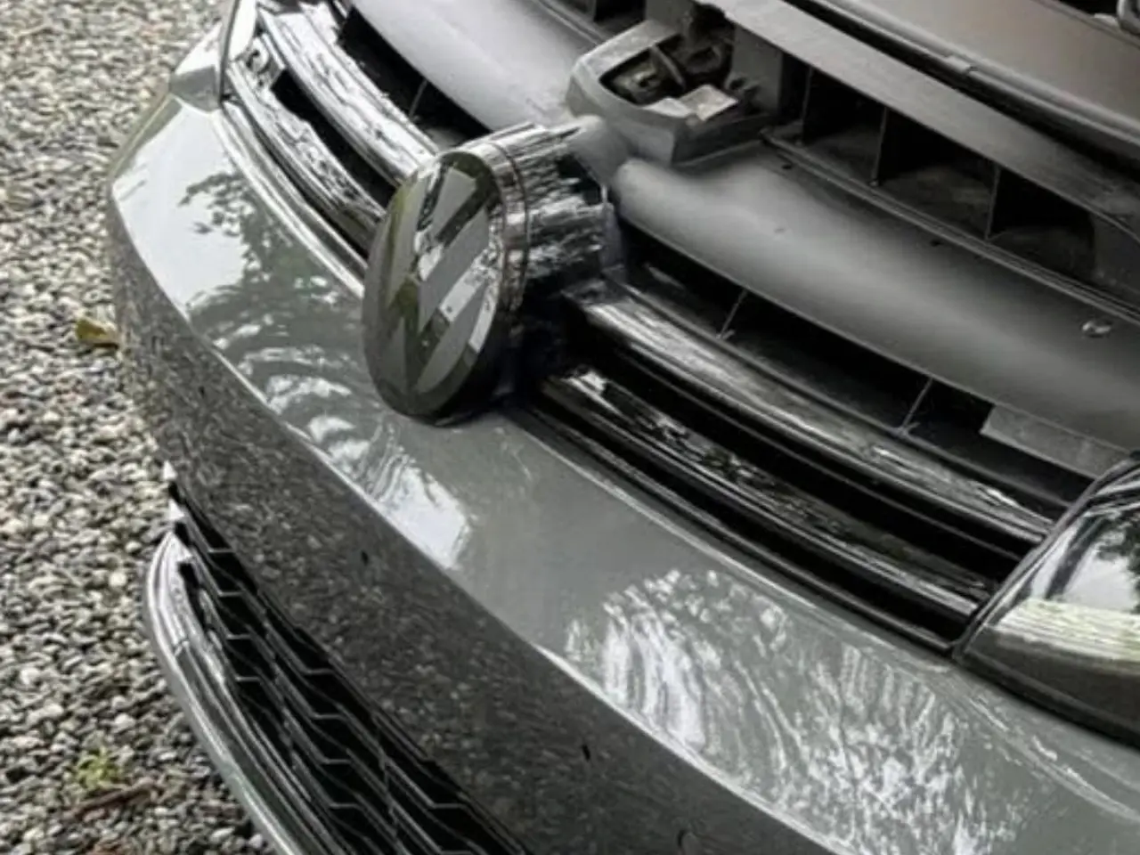 Billede 19 - Krom delete, frontgrillen golf 7/7.5