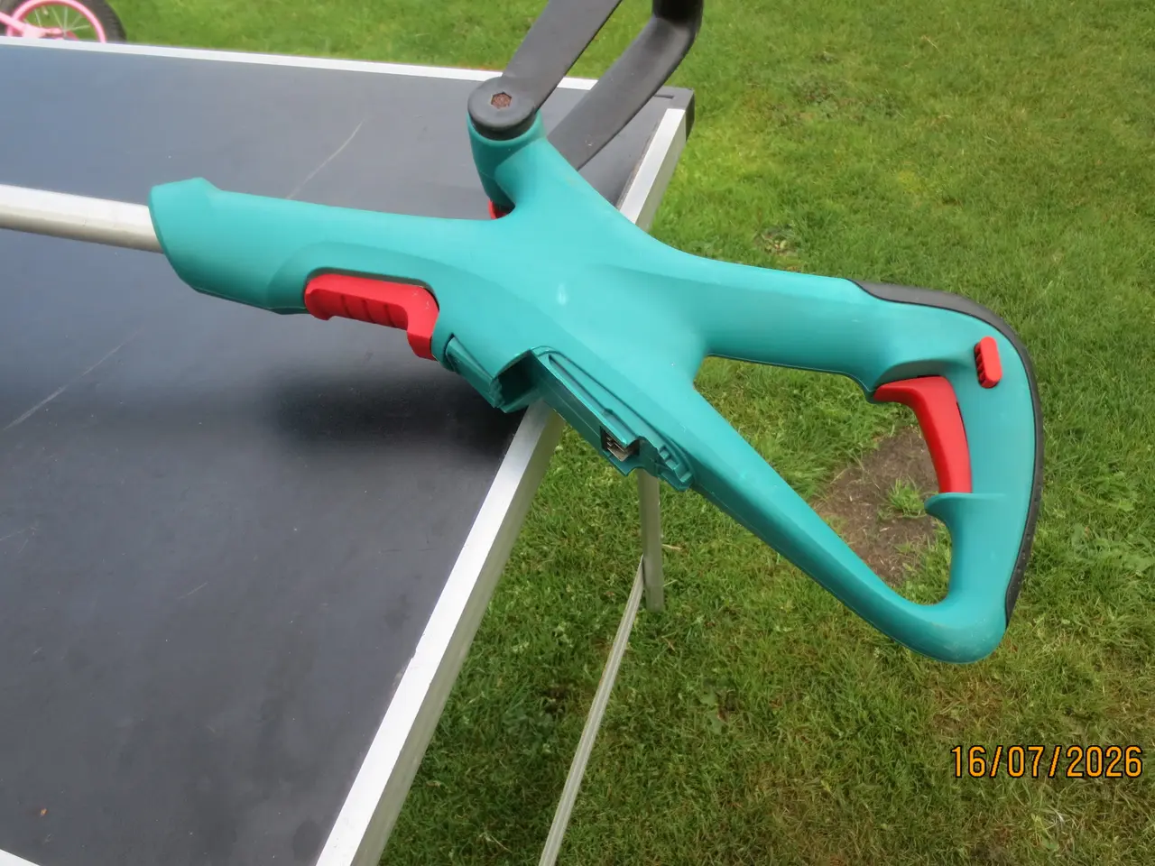 Billede 3 - 1 stk Bosch Batteri Græstrimmer model 18-260