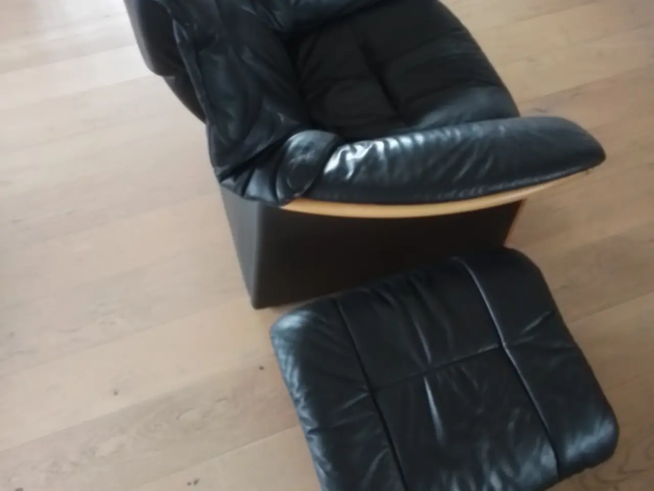 Billede 1 - Stressless tip bar lænestol med fodskammel