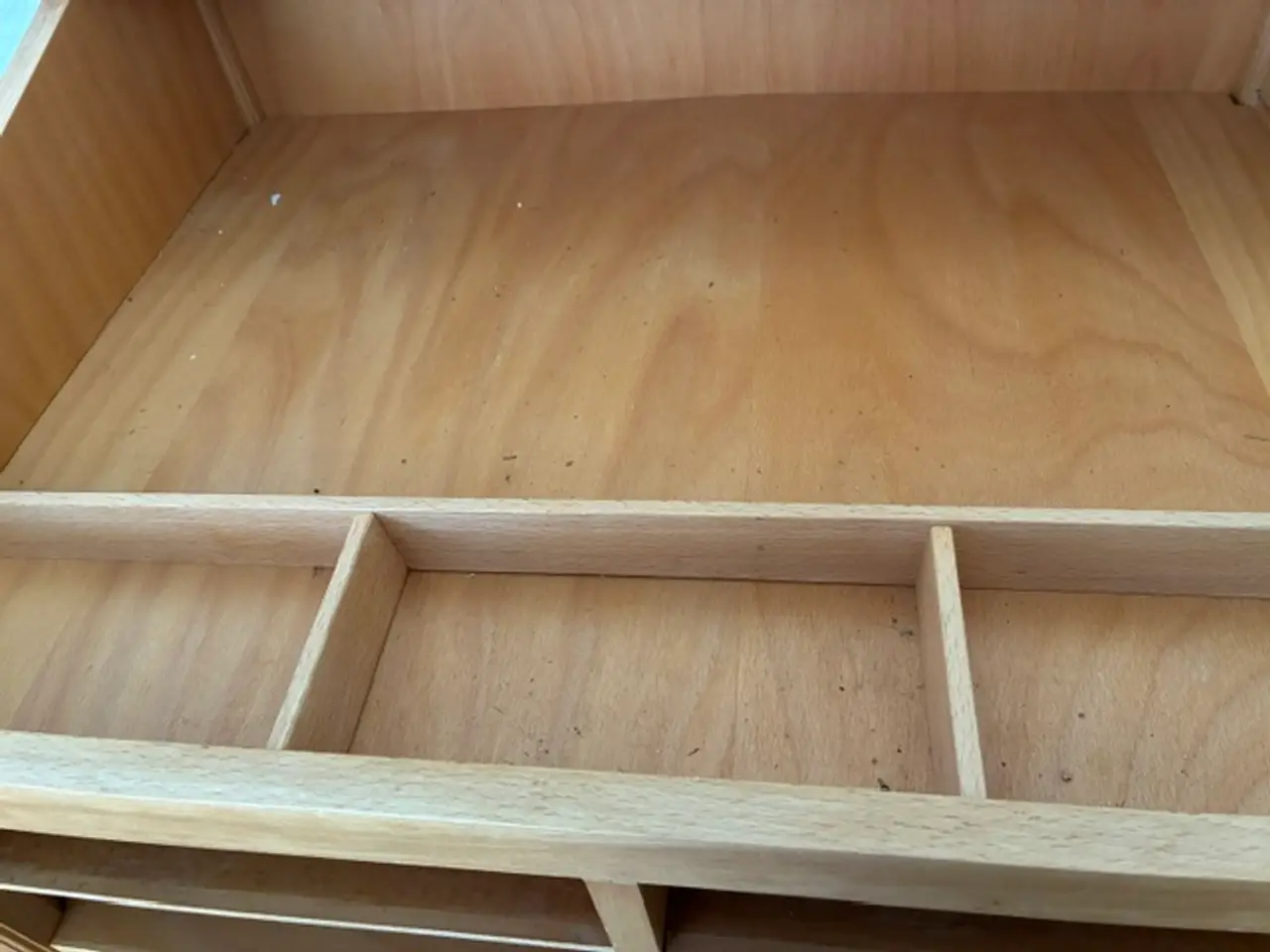 Billede 5 - Skrivepult med linolium 400,- kr.
