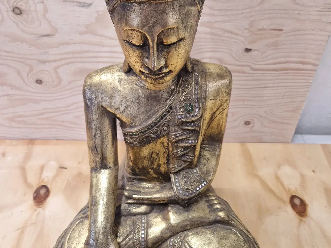 Billede 3 - Buddha figur i forgyldt træ 63 cm høj