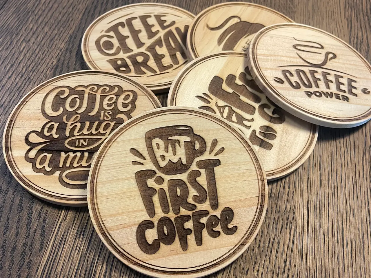 Billede 7 - Øl, vin og kaffe holder i træ, med coasters.