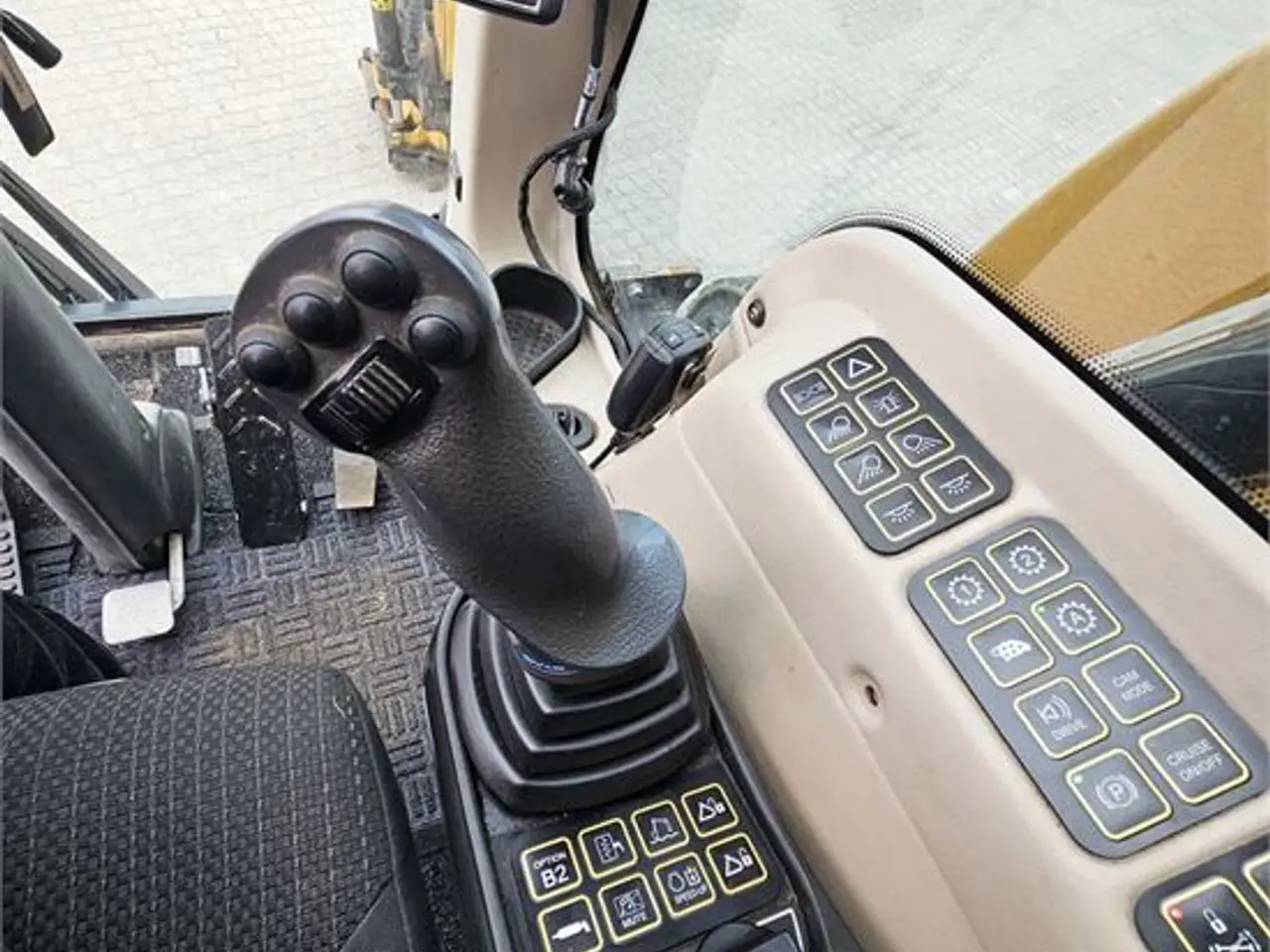 Billede 33 - Hydrema MX14 - 16 ton - Engcon Rotortilt