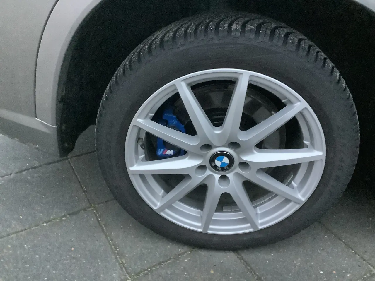Billede 3 - Alufælge med vinterdæk til BMW 118i