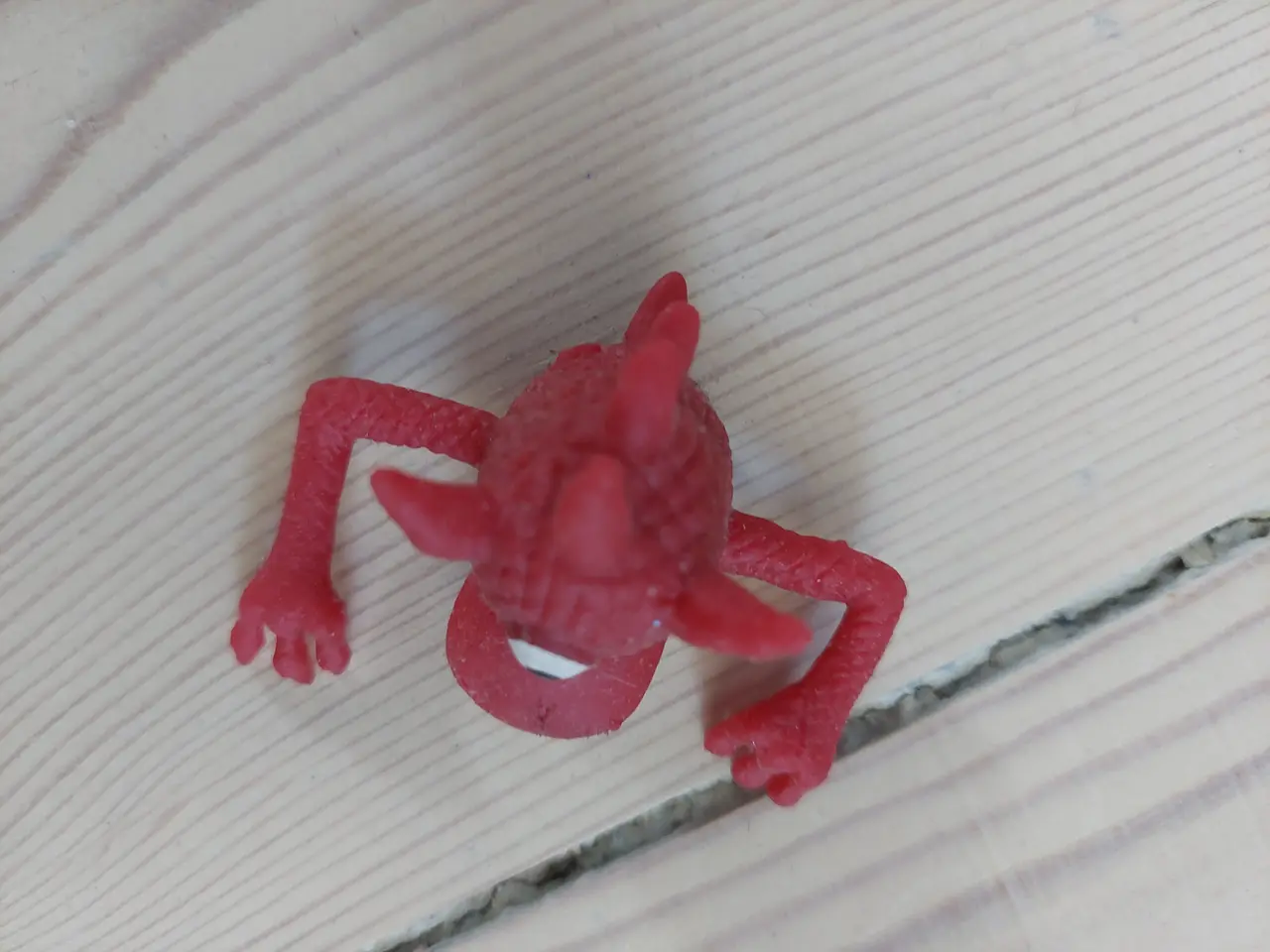 Billede 2 - Vintage Fingermonster i blødt gummi – Retro legetø