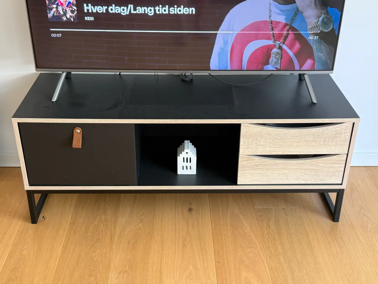 Billede 1 - TV bord