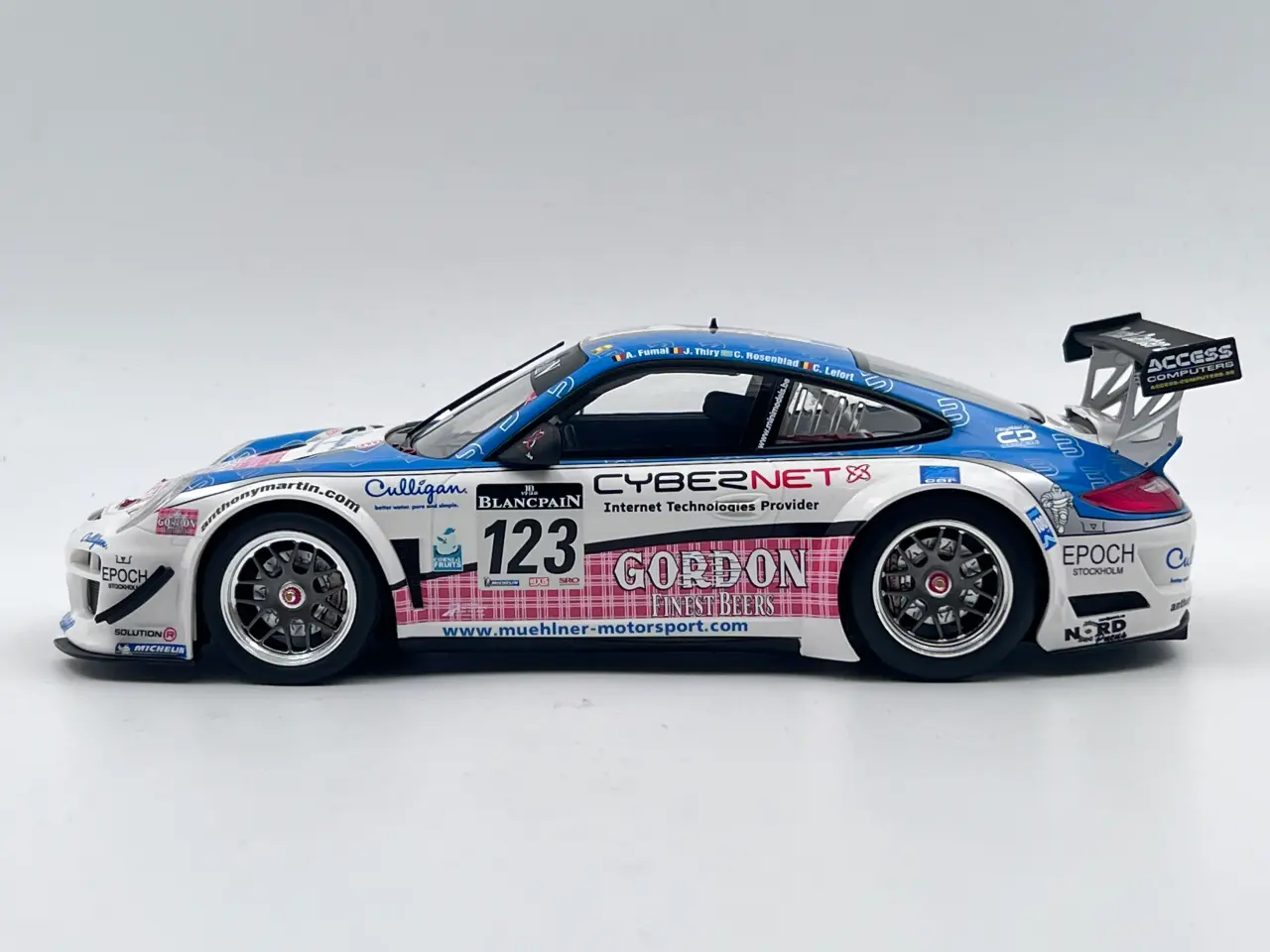 Billede 2 - 2011 Porsche 911 (997) GT3 R 299 af 750 stk. 1:18