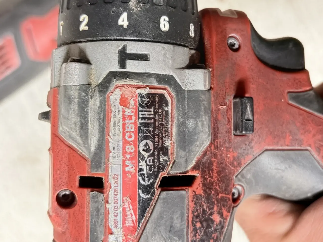 Billede 8 - Milwaukee M18 støvsuger, stiksav og multicutter med 4 Ah batteri