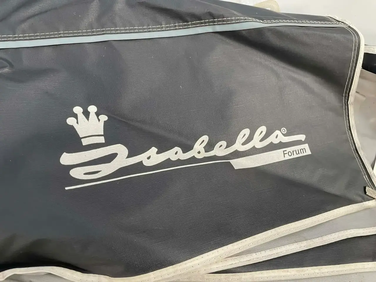 Billede 1 - Sider til Isabella Forum med gardiner
