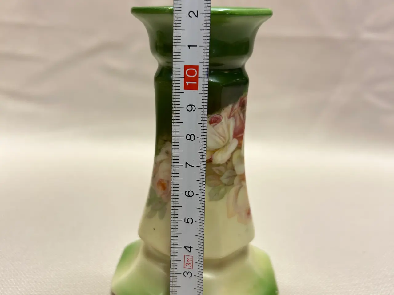 Billede 4 - Antik hatenålsholder i porcelæn.