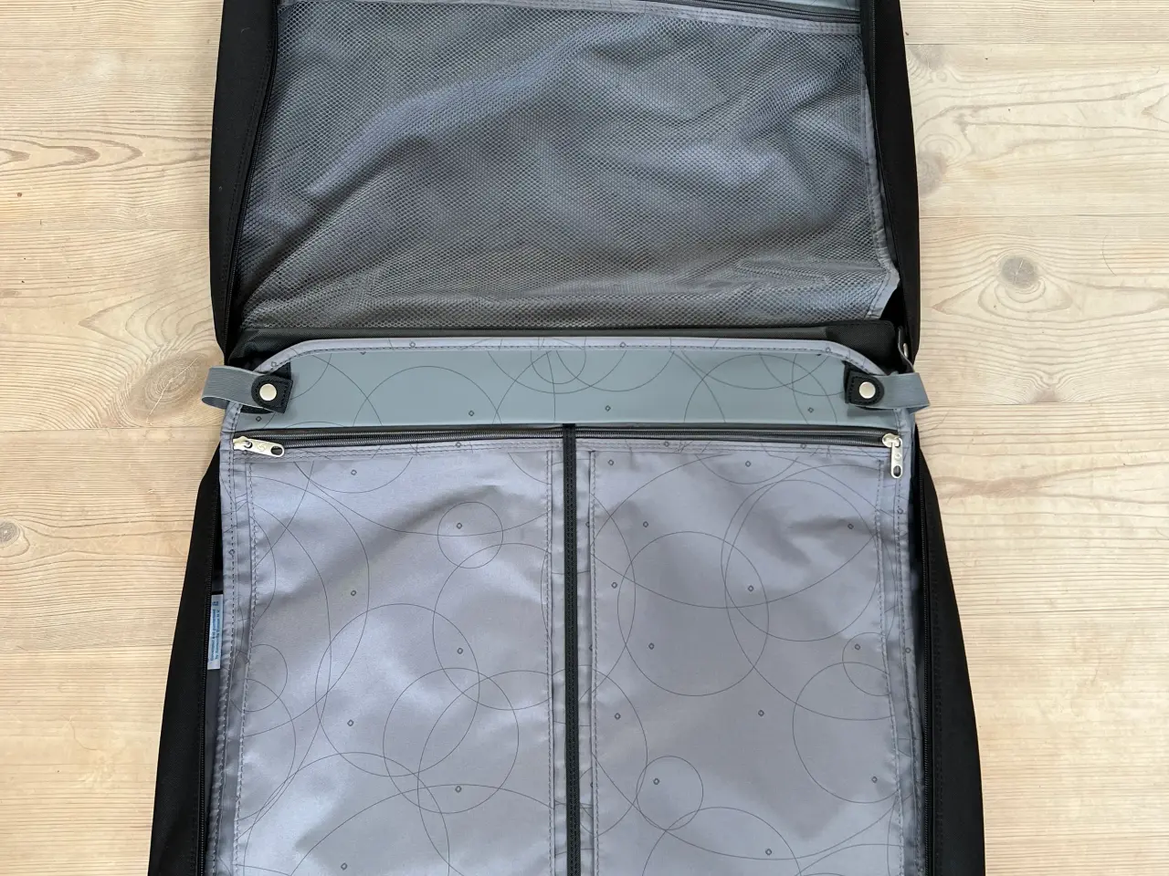 Billede 2 - Samsonite kuffert til jakkesæt