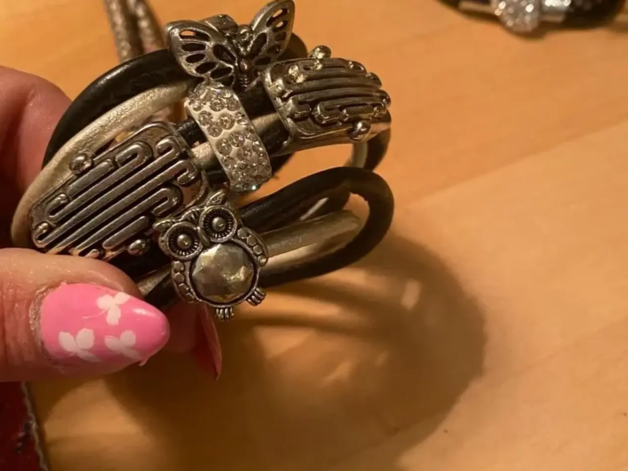 Billede 19 - Flotte armbånd
