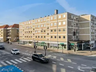 P-plads 7 i parkeringskælder på Amagerbrogade 238A