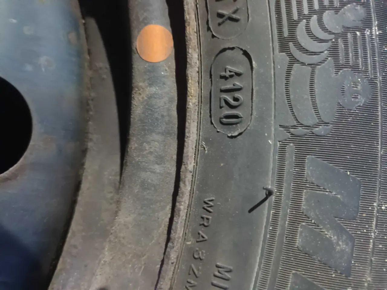 Billede 3 - Vinterhjul michelin alpin 205x55x16 5x114,3 