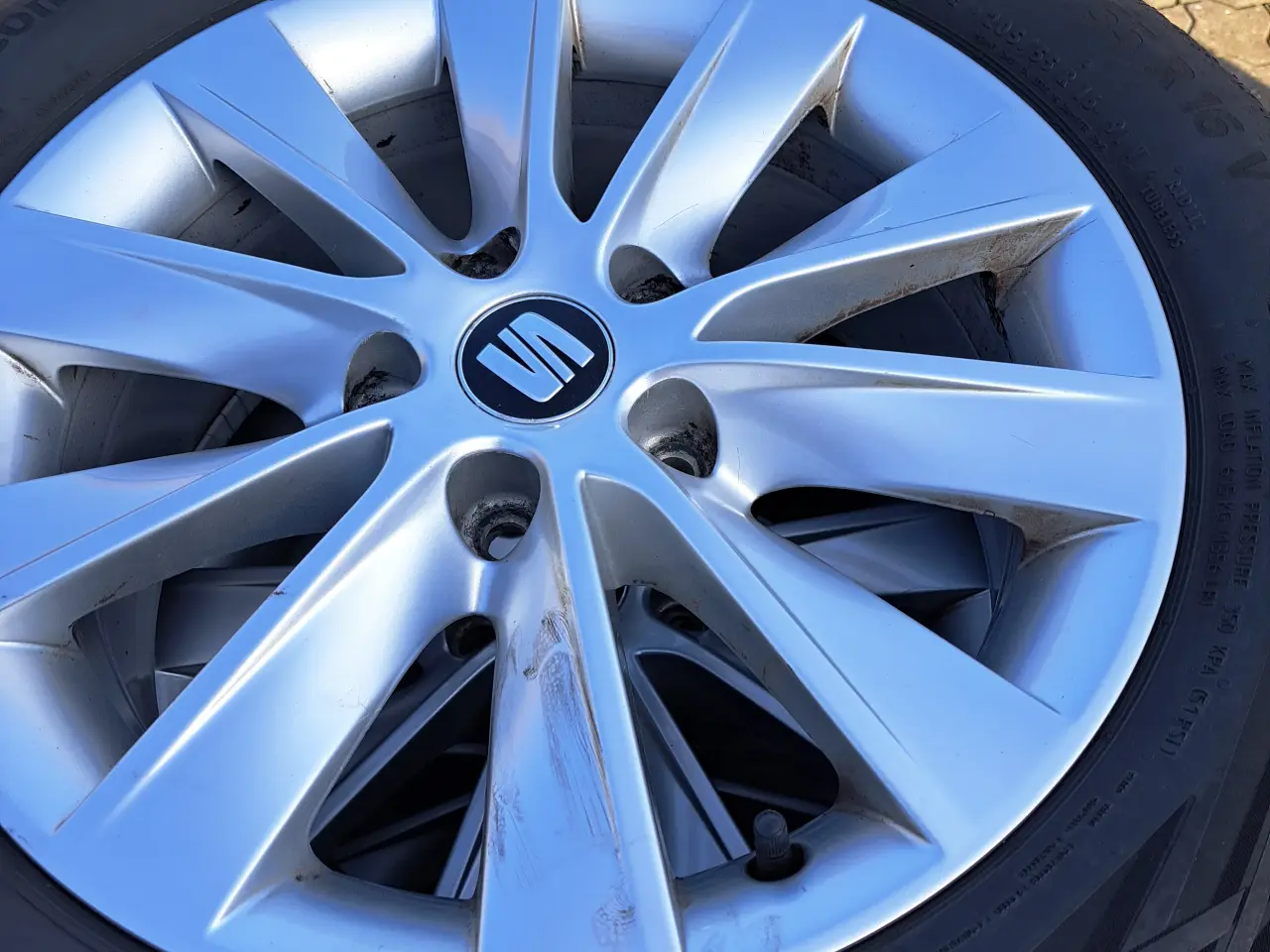 Billede 2 - Alufælge til Seat Leon