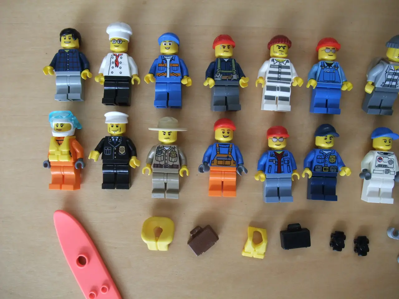 Billede 2 - Lego City Figurer+Tilbehør