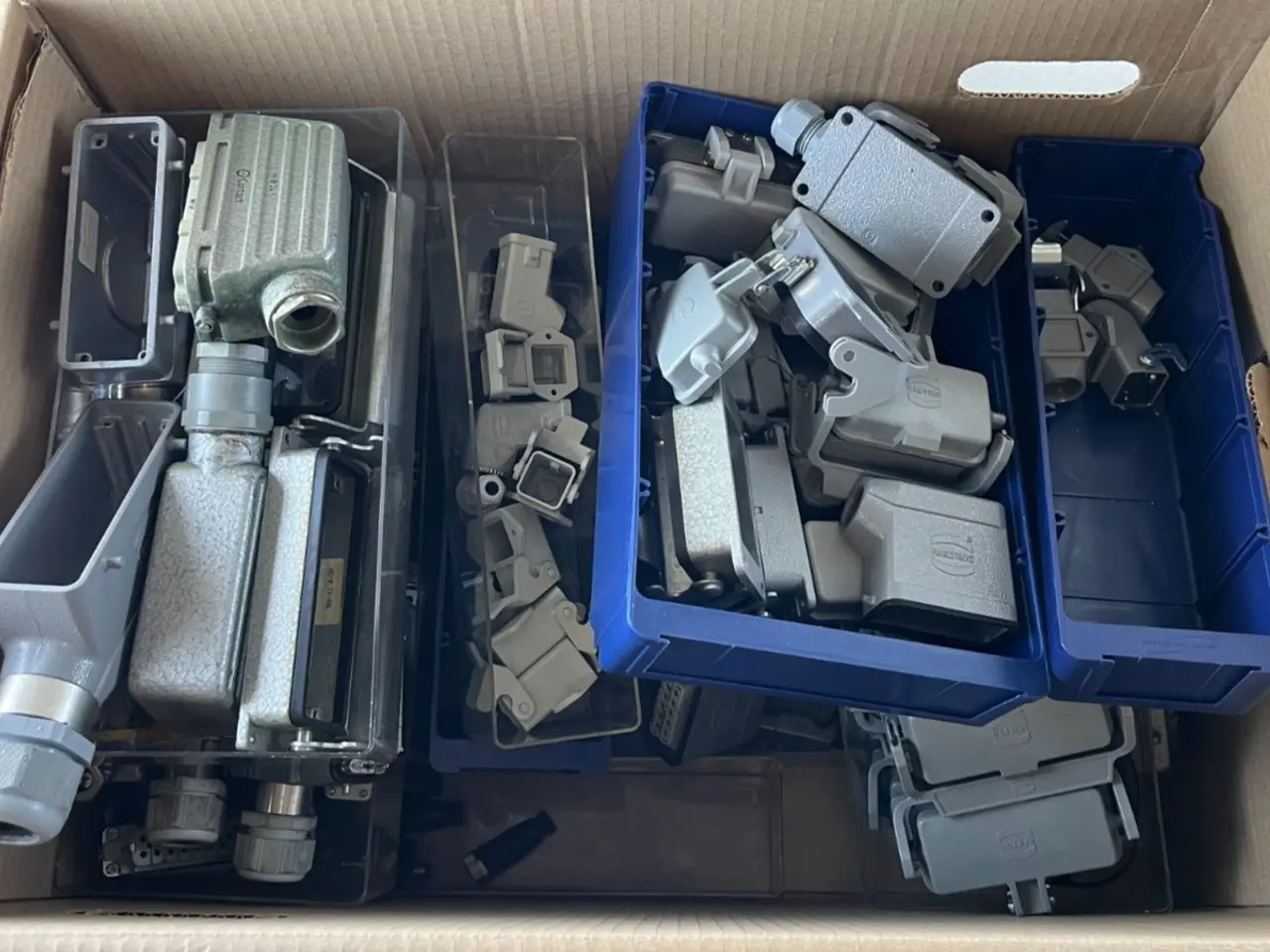 Billede 1 - Harting Heavy Duty stik Housings & Inserts blandet