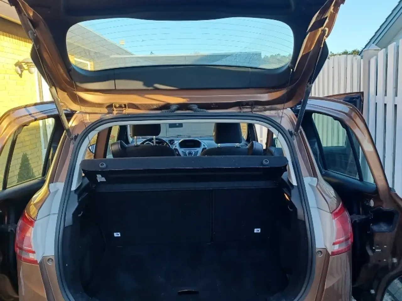 Billede 4 - Velholdt Ford B-Max