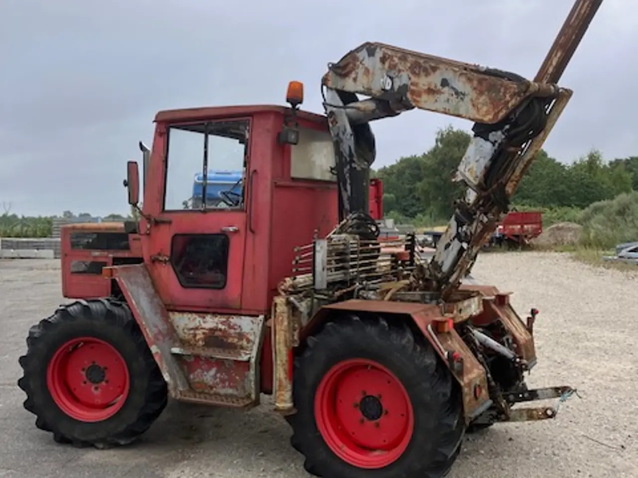 Billede 3 - Mercedes 700 S traktor med lille kran