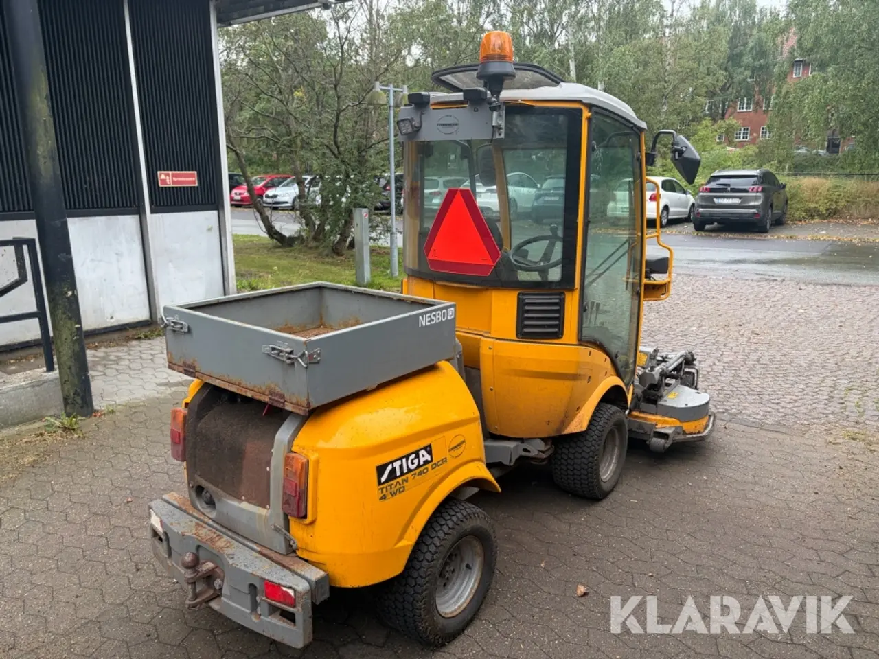 Billede 3 - Redskabsbærer Stiga Titan 740 DCR 4WD inkl. rotorklipper