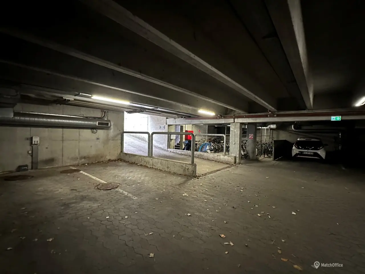 Billede 2 - P-plads - Vesterbrogade 144 - kr. 1475 ex moms pr måned