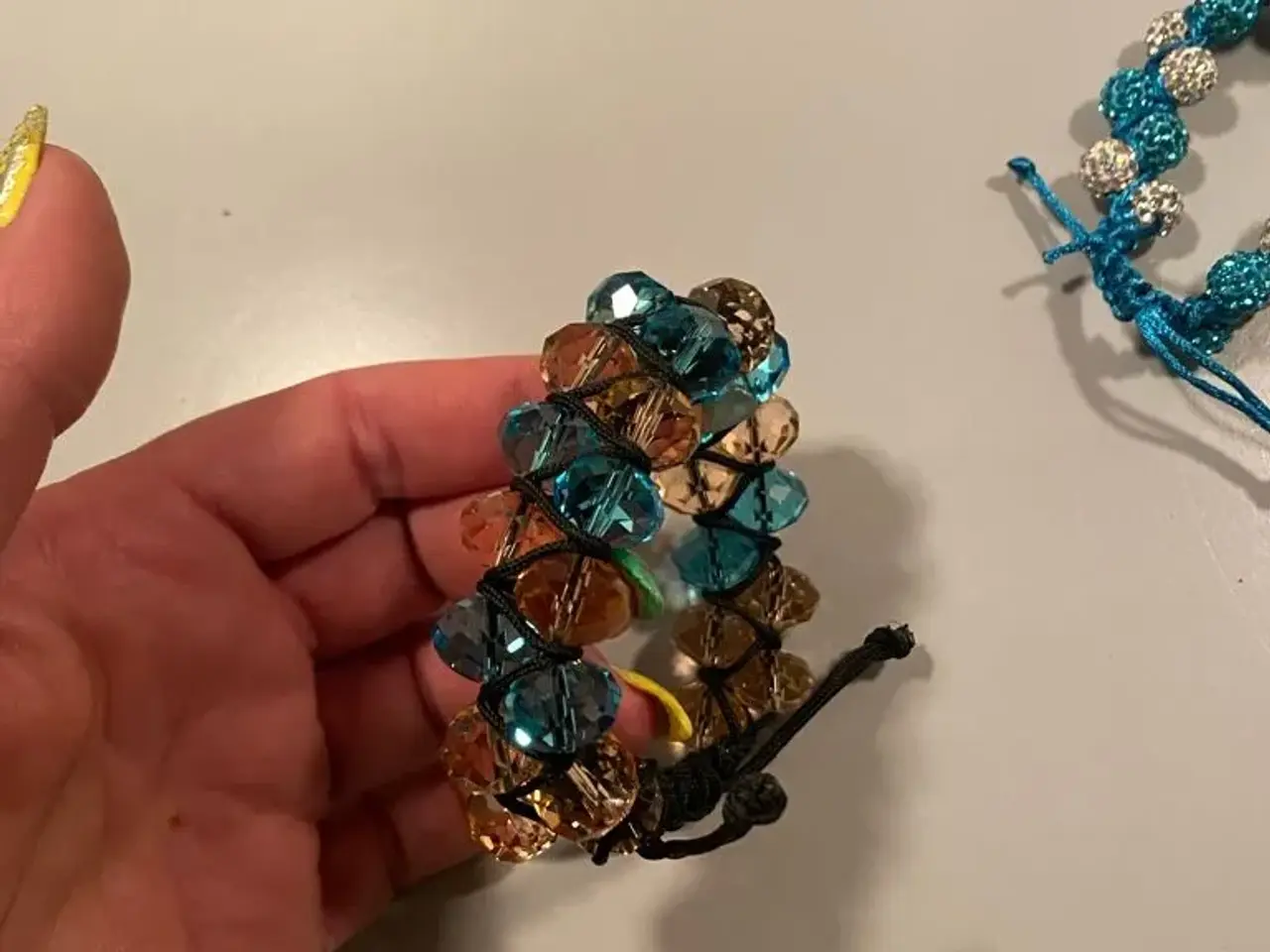 Billede 5 - Nye knyttede armbånd