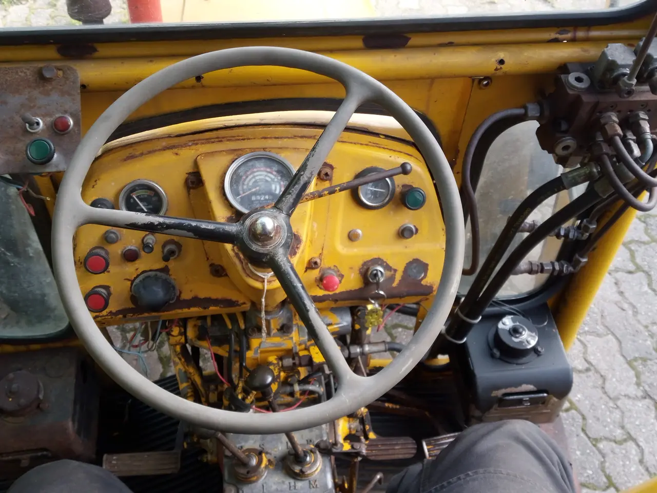 Billede 9 - Leyland 154 med 1,5T tipvogn