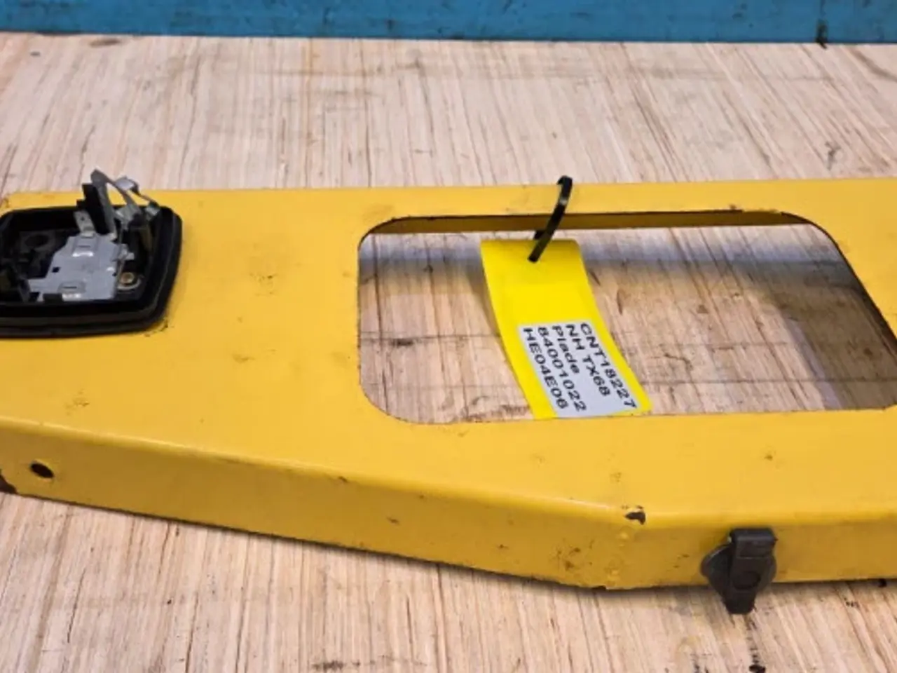Billede 4 - New Holland TX68 Plade 84001022