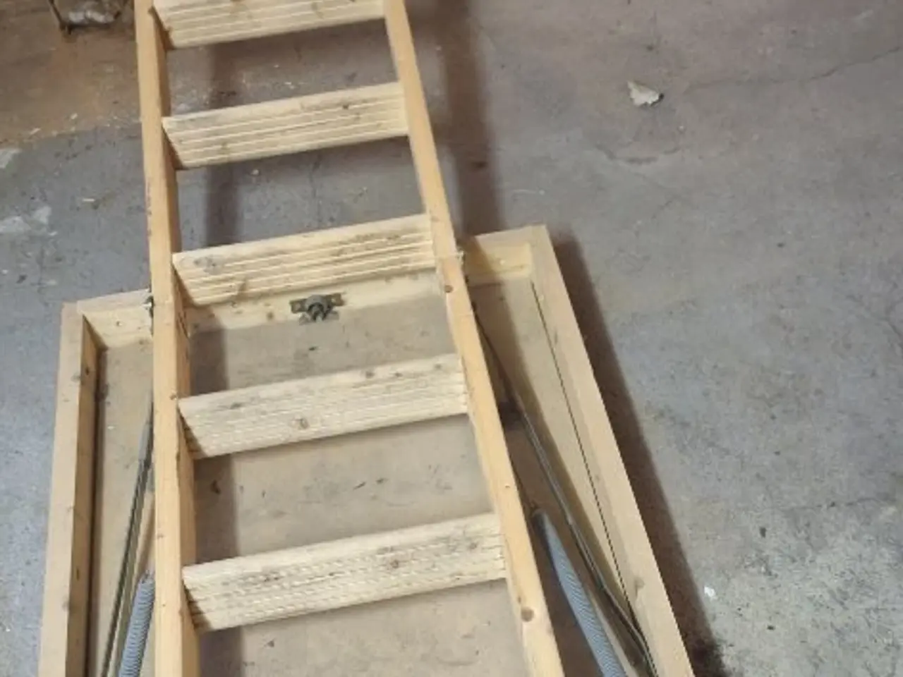 Billede 2 - Loftslem med stige