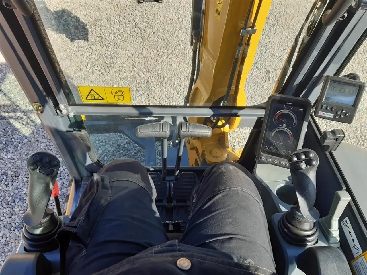 Billede 9 - XCMG xe27e med rototilt