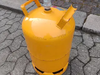 Gasflasker 11 kg fyldt og plomberet har 3 stk