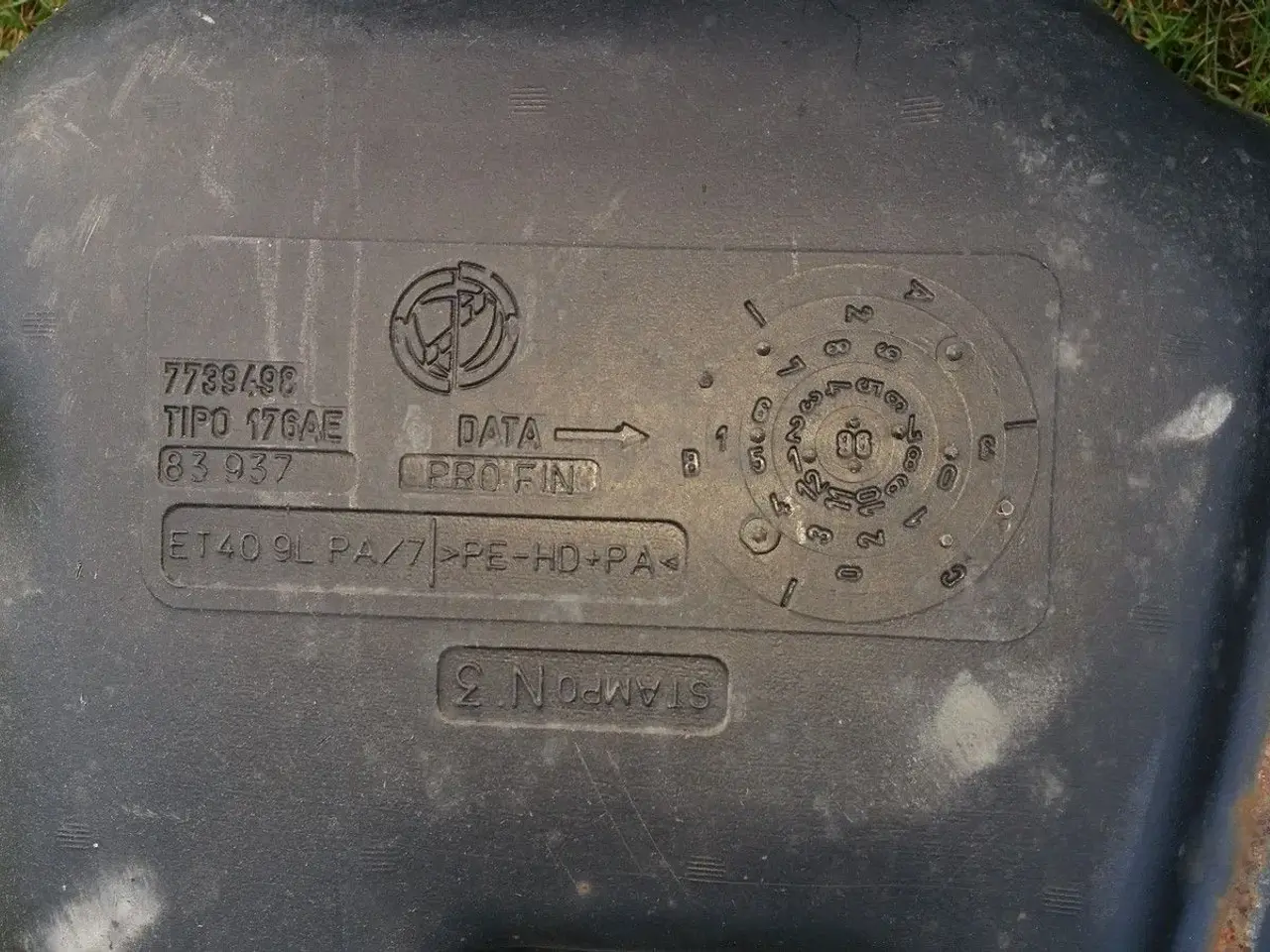 Billede 3 - Fiat Punto. Benzintank.