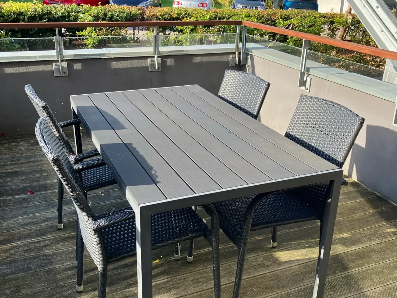 Billede 3 - Sofa bord med stole (byd gerne)