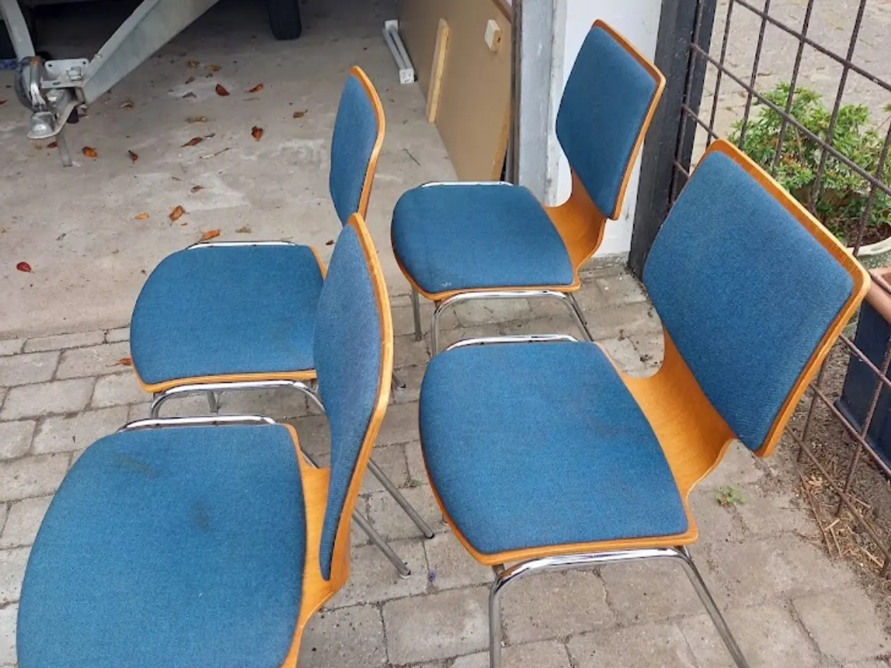 Billede 7 - 4 stabelstole i teak og stof