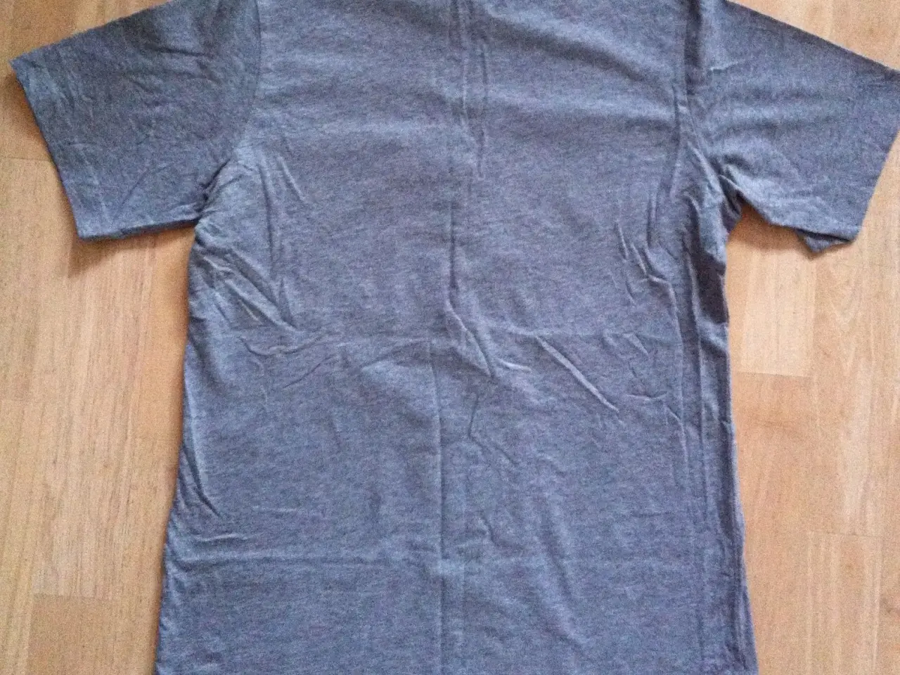 Billede 4 - Nike T-shirt, 12-13år, 152-158cm, 30kr