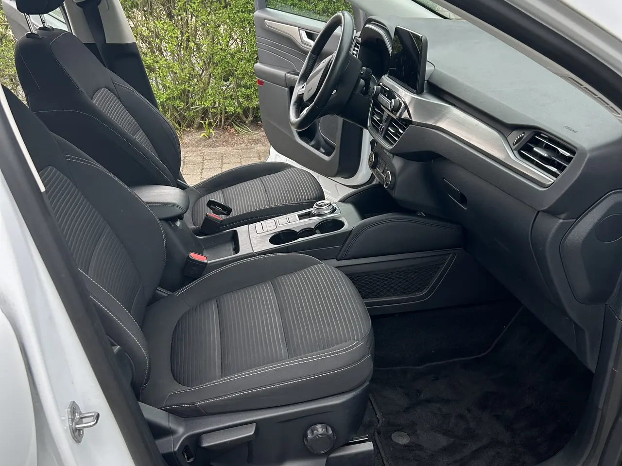Billede 8 - Velholdt Ford kuga 2.5 phev 2021 88000km