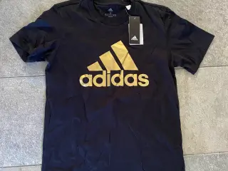 Forskellige T-shirts