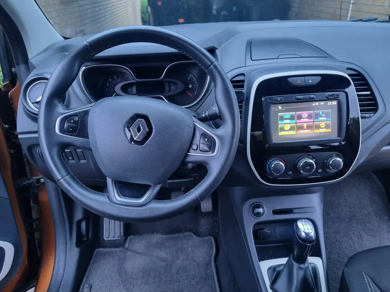 Billede 7 - Renault Captur 0,9 TCe 90 Zen - Veludstyret og vel