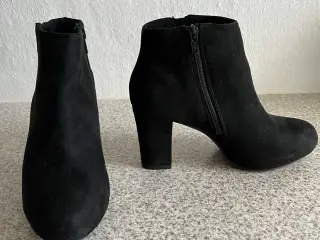 👠👠Flotte Sorte Støvler👠👠