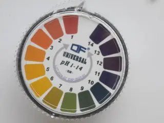 pH PAPIR / INDIKATOR STRIPS / LAKMUSPAPIR / TEST