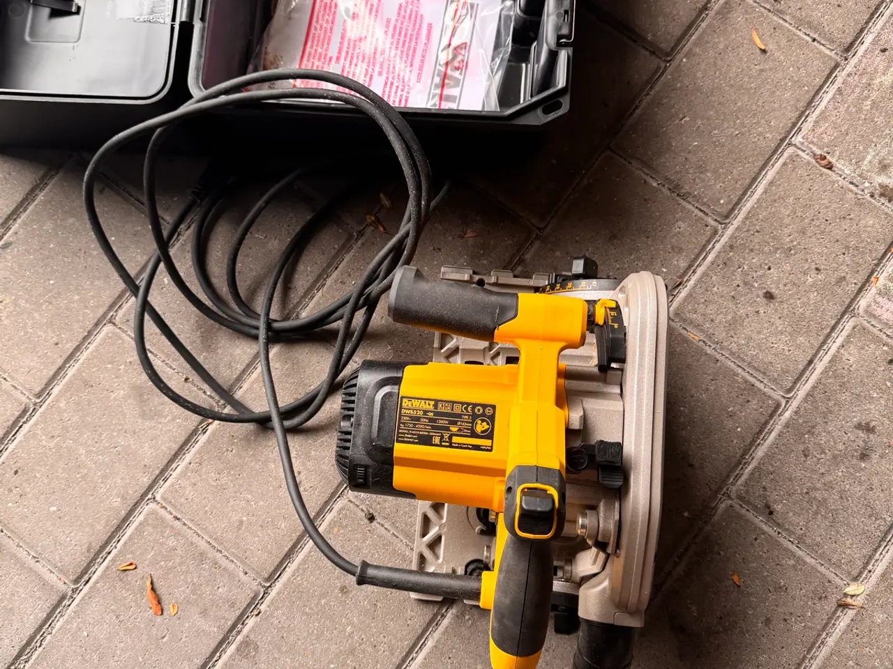 Billede 1 - Dewalt DWS520 Dyksav