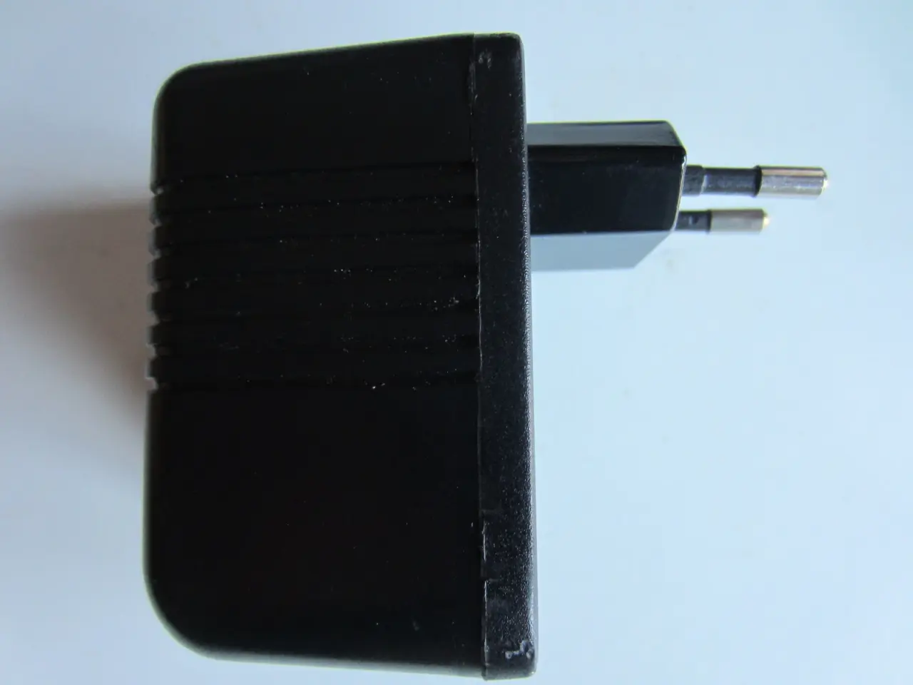 Billede 1 - In-Li 41.YL-10-24V AC Adapter 24V~  400mA 10VA