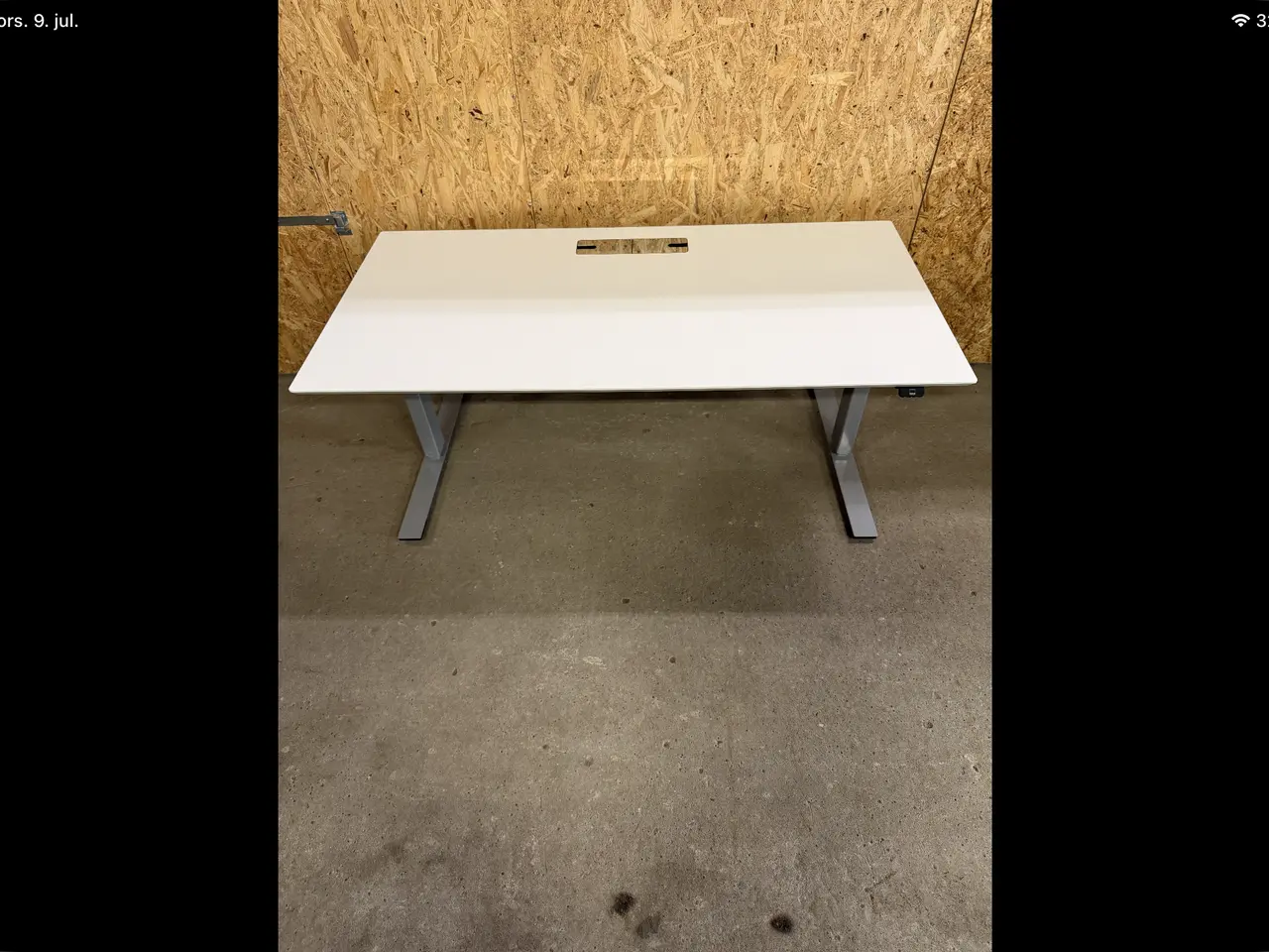 Billede 1 - Hævesænkebord L 160 cm x D 80 cm. Pris. 1000,-